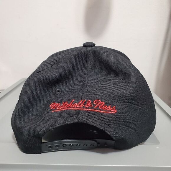Chicago Bulls Draft 1996 Shadow Mitchell & Ness Hat Snapback Cap NWT - Picture 6 of 10